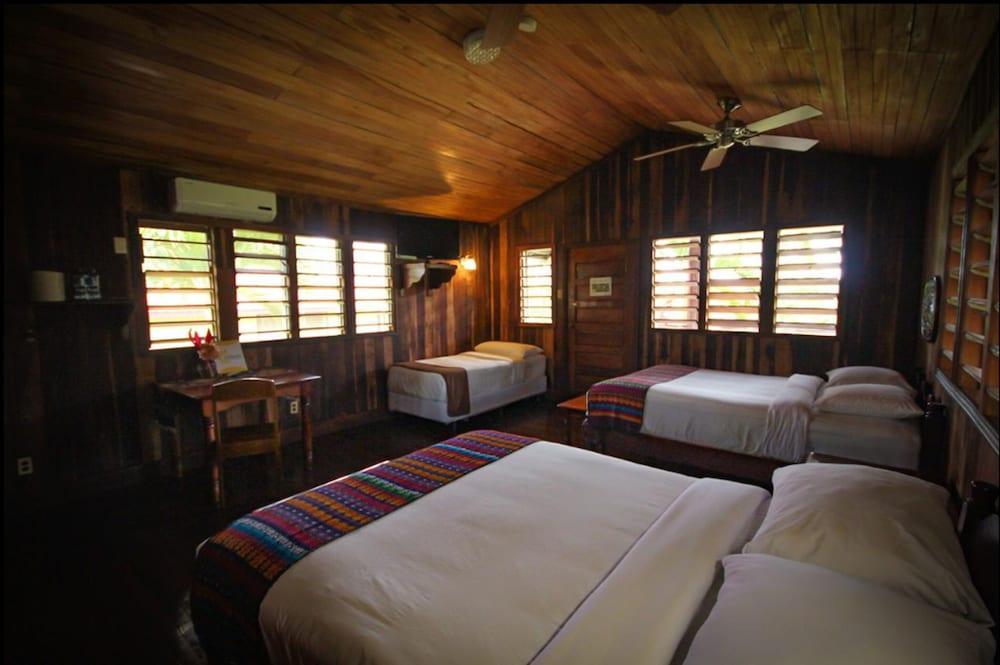 Windy Hill Resort San Ignacio Eksteriør bilde